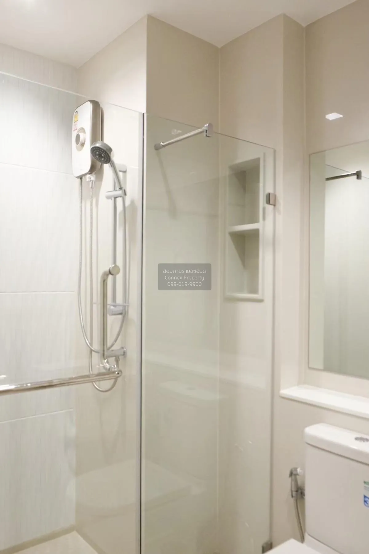 เช่าคอนโด  ไลฟ์ อโศก - พระรามเก้า ชั้นสูง MRT-พระราม 9 มักกะสัน เ