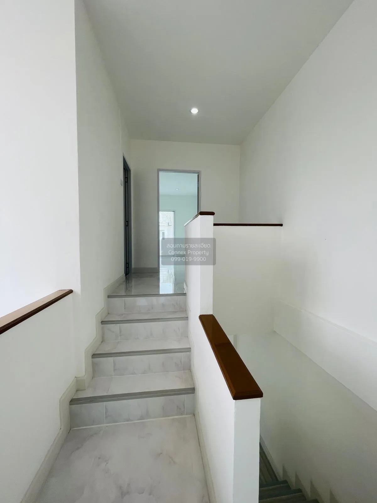 ขายทาวน์เฮ้าส์/ทาวน์โฮม  บ้านลภาวัน 11 บางบัวทอง บางบัวทอง นนทบุร