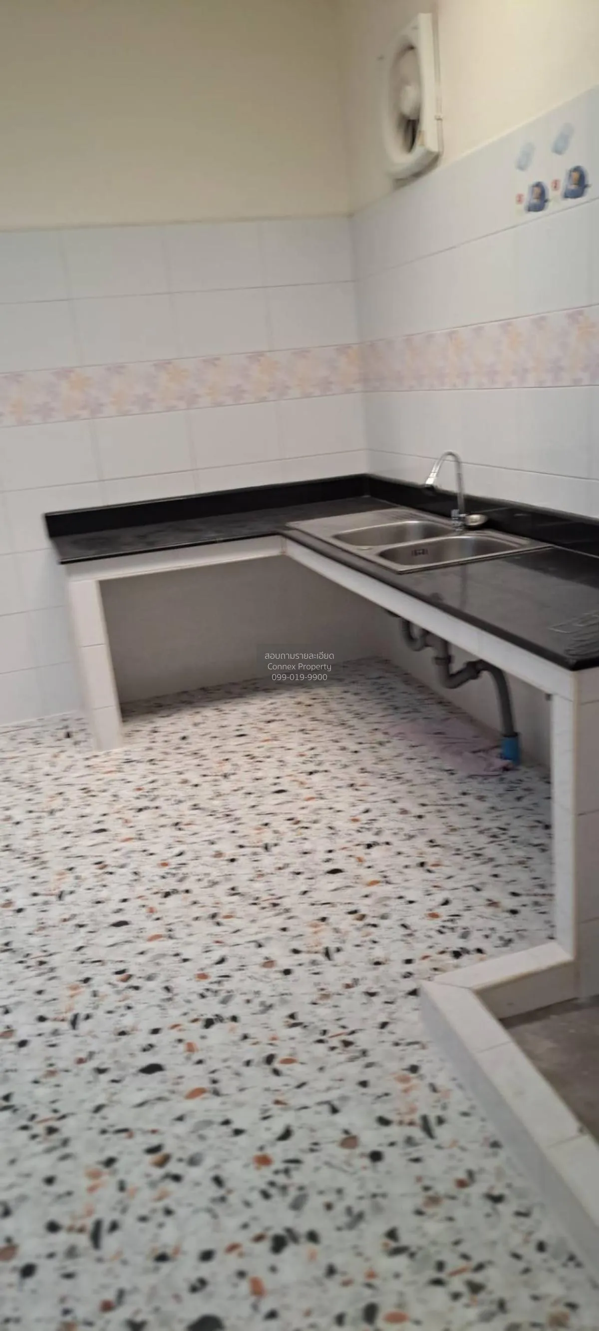 ขายทาวน์เฮ้าส์/ทาวน์โฮม  บ้านวโรชา 2 บางบอน เขต บางบอน กรุงเทพ CX