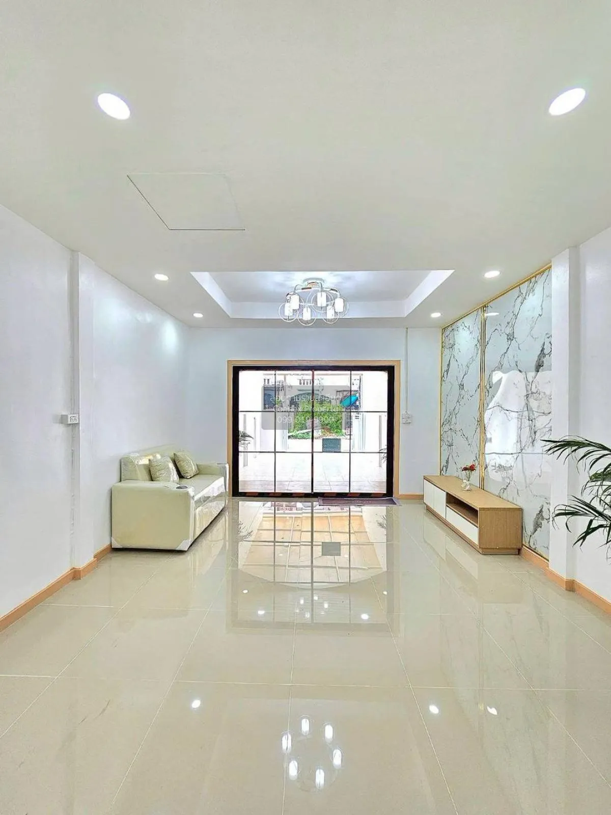 ขายทาวน์เฮ้าส์/ทาวน์โฮม  ช. รุ่งเรือง 6 รีโนเวทใหม่ บางรักพัฒนา บ