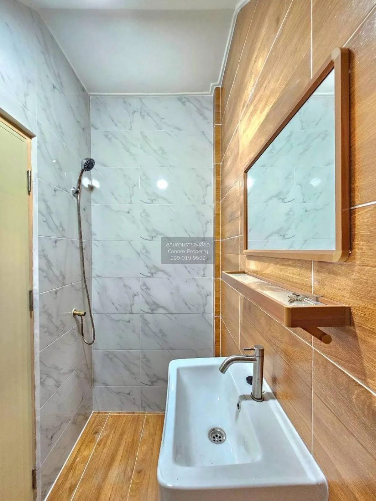 ขายทาวน์เฮ้าส์/ทาวน์โฮม  ช. รุ่งเรือง 6 รีโนเวทใหม่ บางรักพัฒนา บ