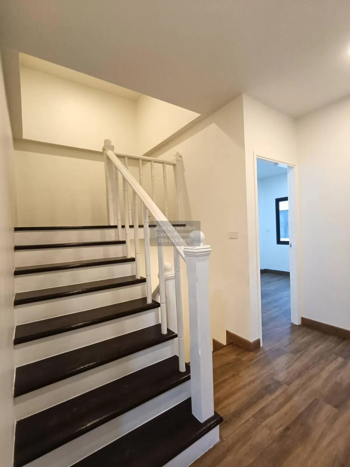 ขายทาวน์เฮ้าส์/ทาวน์โฮม  ทิพย์พิมาน บ้านริมคลอง รีโนเวทใหม่ เสาธง