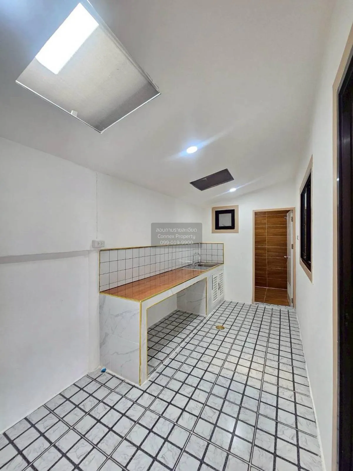 ขายทาวน์เฮ้าส์/ทาวน์โฮม  บ้านตะวันงาม รีโนเวทใหม่ บางใหญ่ บางใหญ่