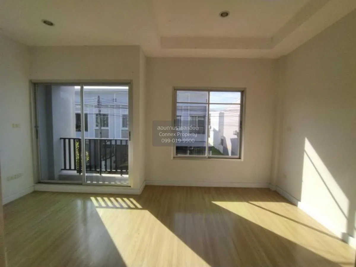 For Sale Townhouse/Townhome  , Metrotown 3 Huai Wang Nong , corne 3