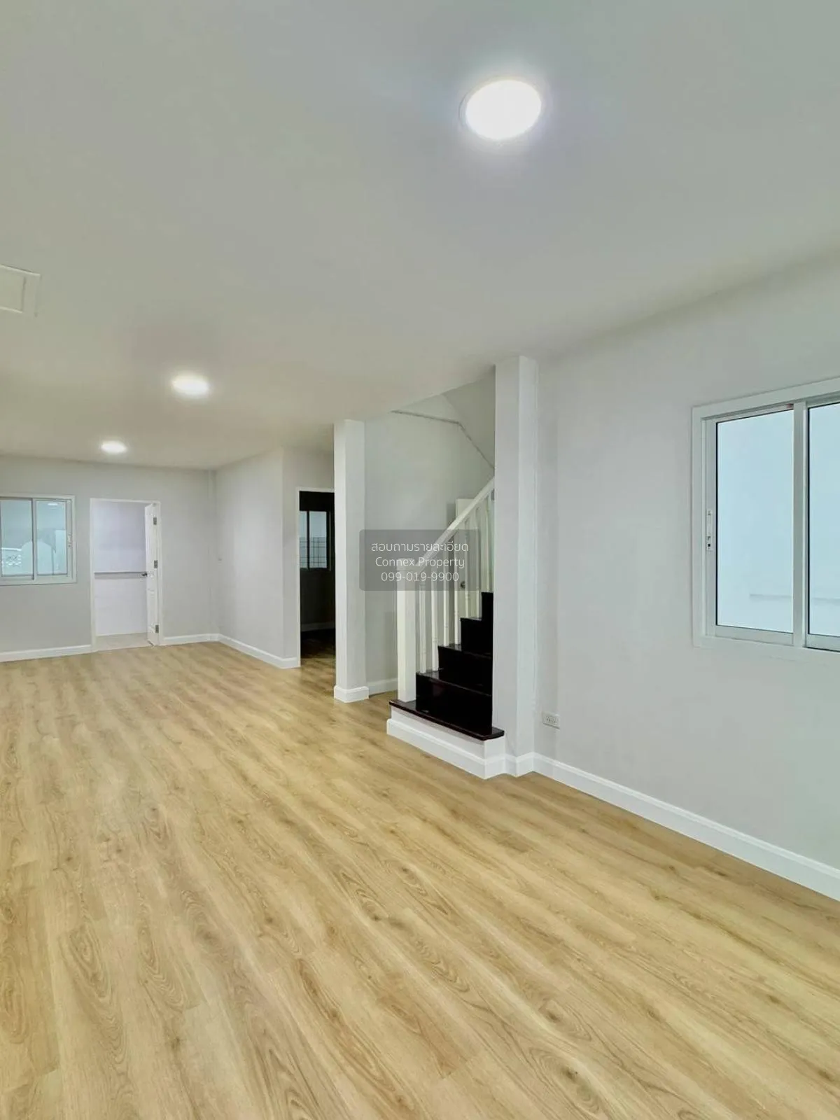 ขายทาวน์เฮ้าส์/ทาวน์โฮม  บ้านปิยวรารมย์ 1 รีโนเวทใหม่ บางบัวทอง บ