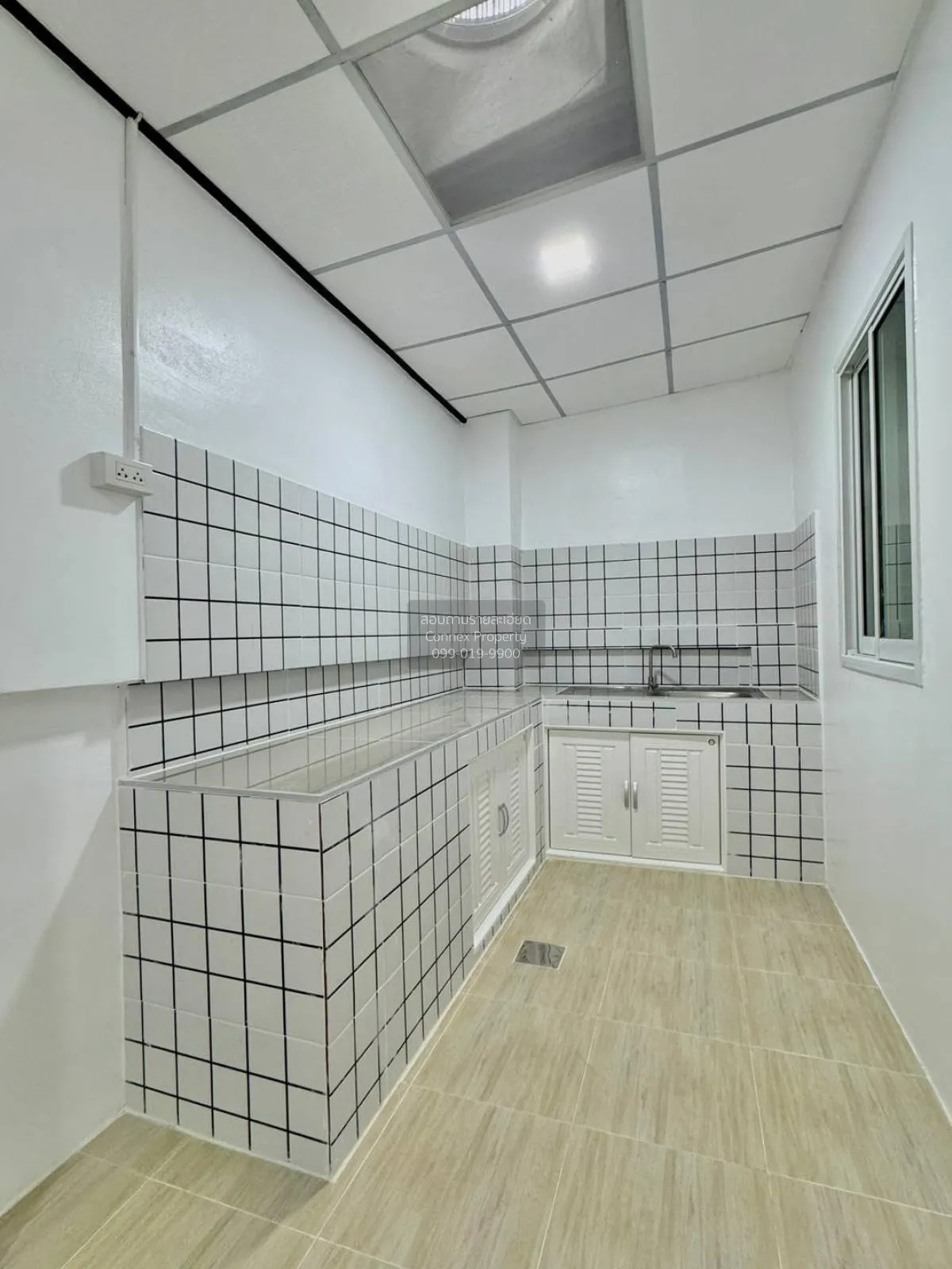 ขายทาวน์เฮ้าส์/ทาวน์โฮม  บ้านปิยวรารมย์ 1 รีโนเวทใหม่ บางบัวทอง บ