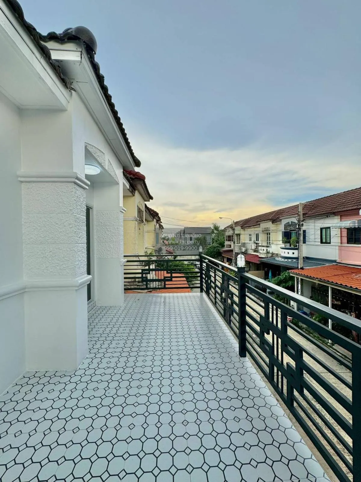 ขายทาวน์เฮ้าส์/ทาวน์โฮม  บ้านปิยวรารมย์ 1 รีโนเวทใหม่ บางบัวทอง บ