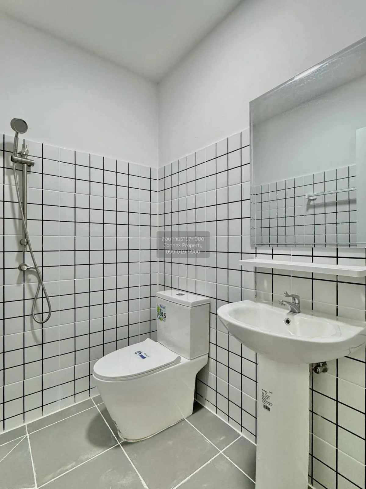 ขายทาวน์เฮ้าส์/ทาวน์โฮม  บ้านปิยวรารมย์ 1 รีโนเวทใหม่ บางบัวทอง บ