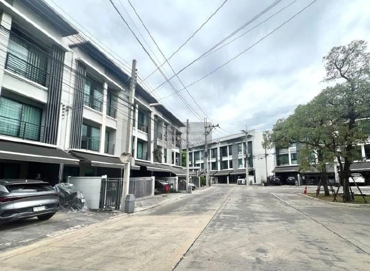 For Sale Townhouse/Townhome  , BAAN KLANG MUANG NGAMWONGWAN , riv 2