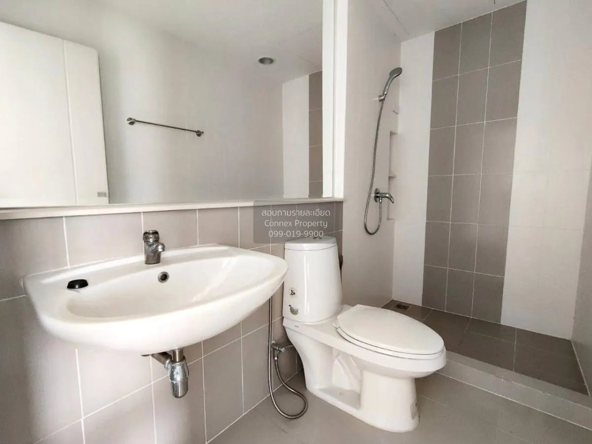 For Sale Townhouse/Townhome  , BAAN KLANG MUANG NGAMWONGWAN , riv