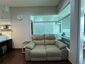 เช่าคอนโด  ไอวี่ ทองหล่อ BTS-ทองหล่อ คลองตันเหนือ เขต วัฒนา กรุงเทพ CX-12200