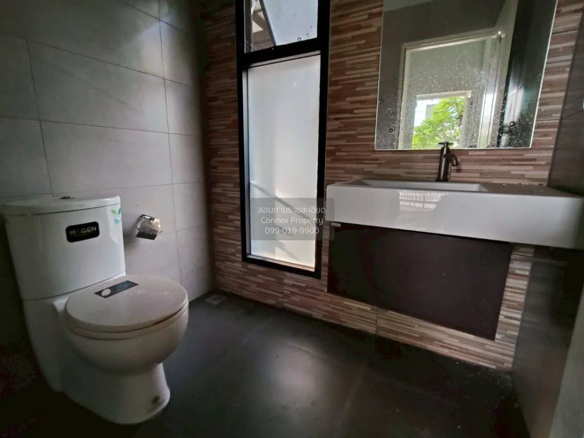 For Sale House , Warabodin Rangsit Klong 3 , wide frontage , Khlo