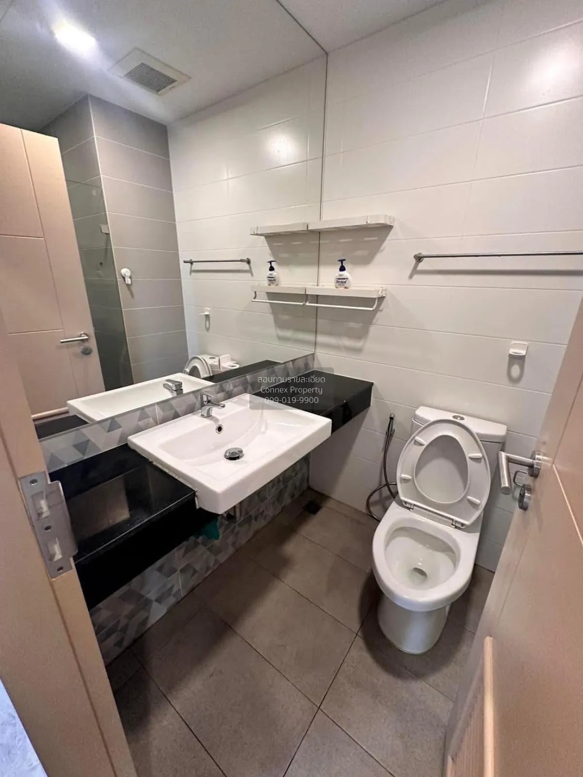 For Rent Condo , Casalunar Mesto Condominium , Samet , Mueang Cho