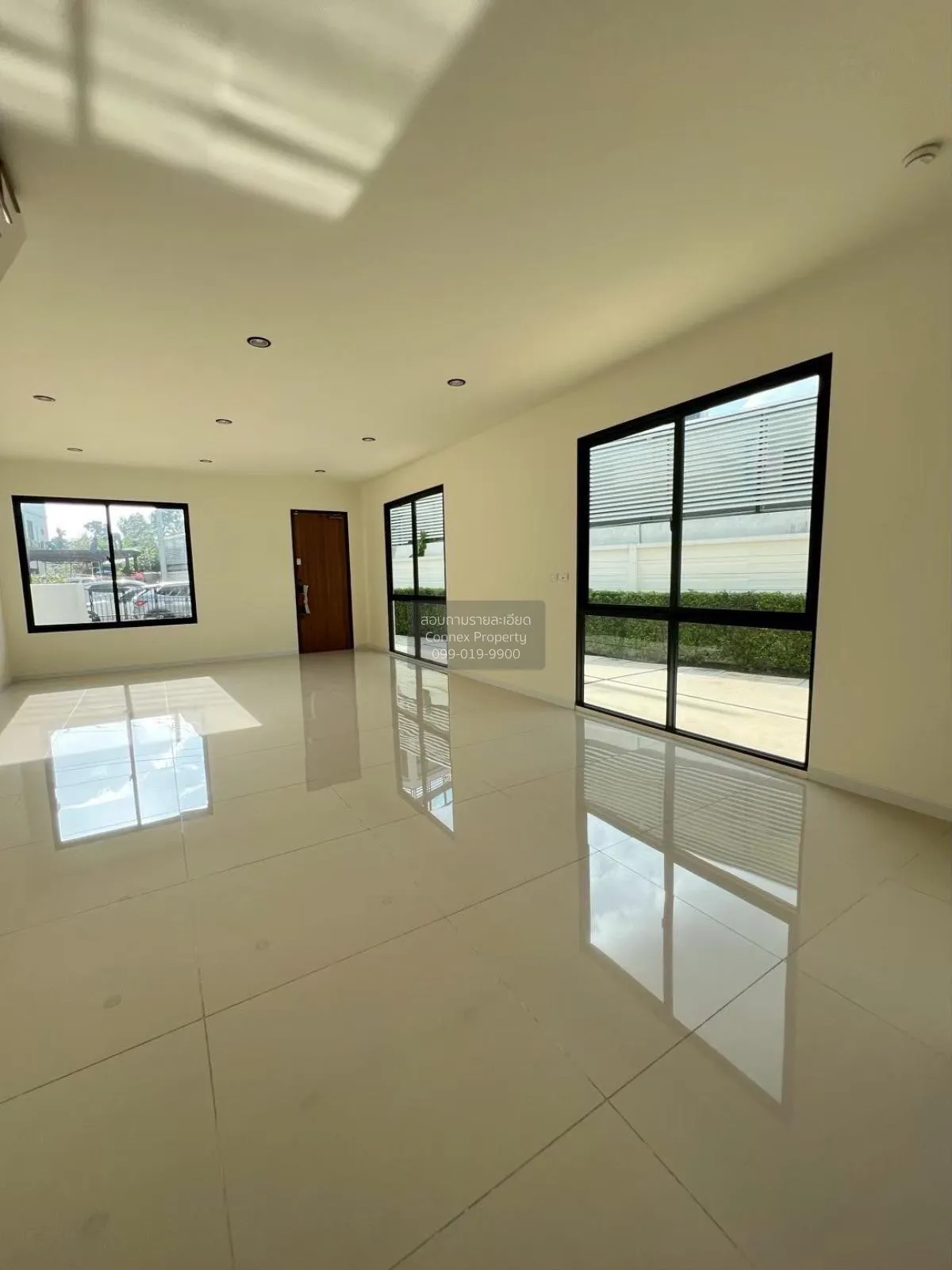 ขายโฮมออฟฟิศ  พฤกษาวิลล์ @เวิร์ค รามอินทรา สเตชั่น ห้องมุม BTS-พห 4