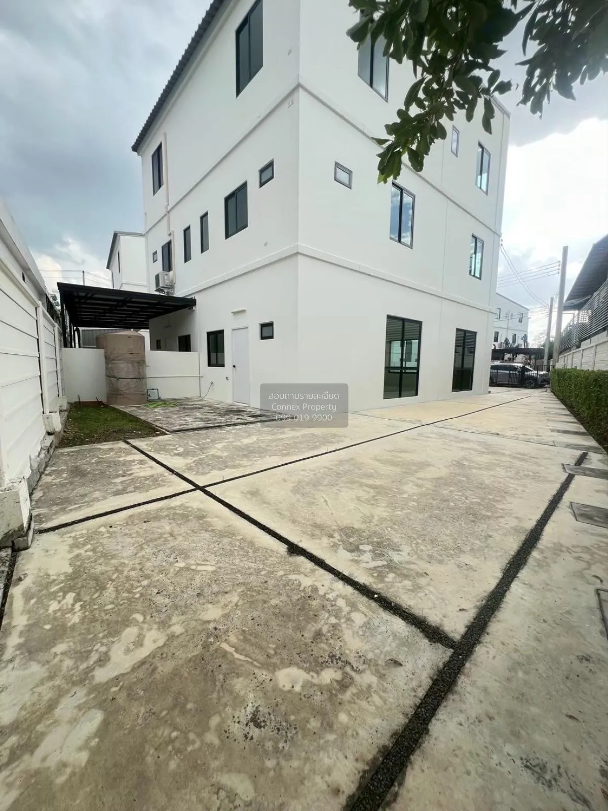 ขายโฮมออฟฟิศ  พฤกษาวิลล์ @เวิร์ค รามอินทรา สเตชั่น ห้องมุม BTS-พห