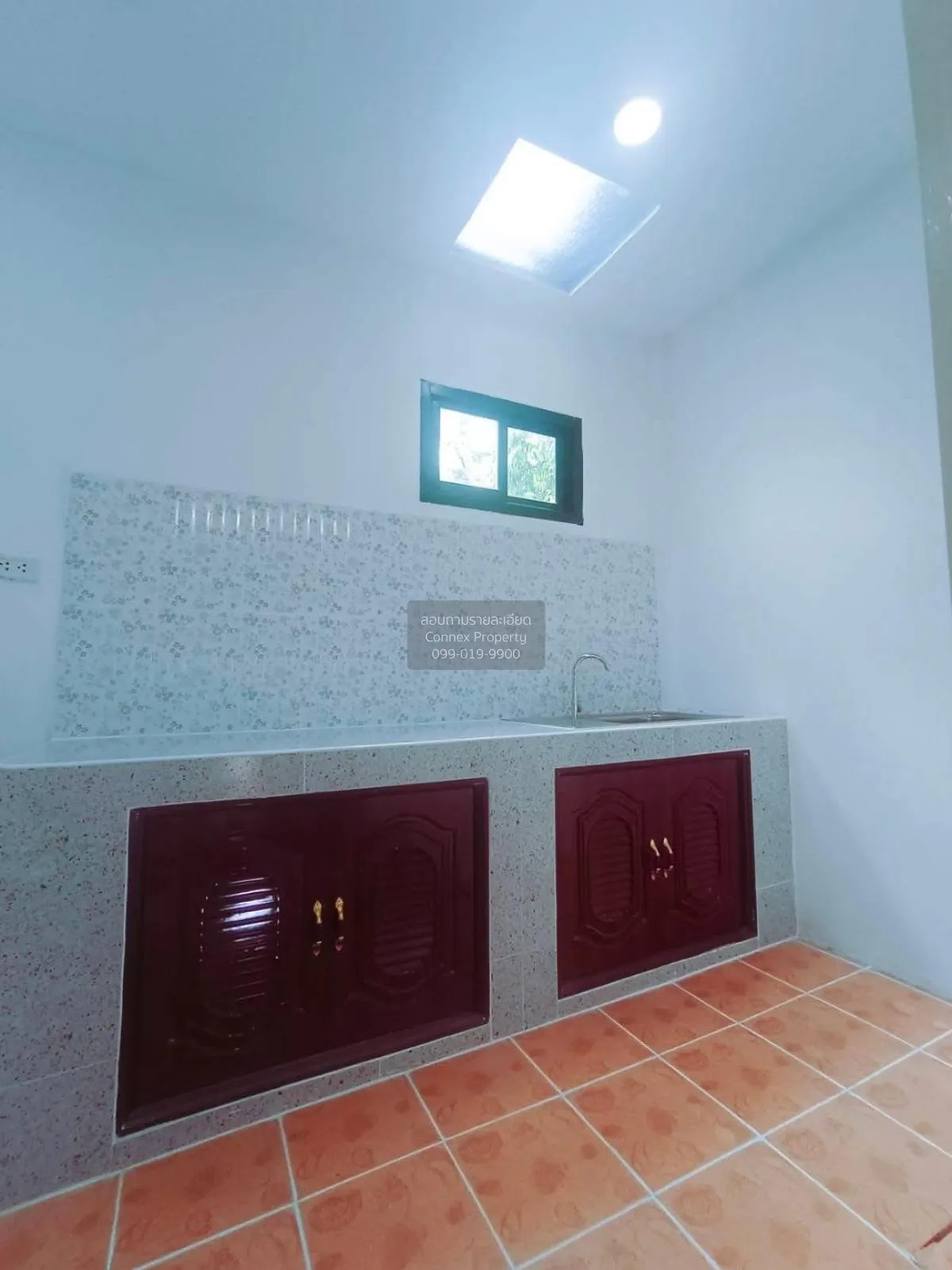 For Sale Townhouse/Townhome  , Baan Piya Wararom 3  , newly renov