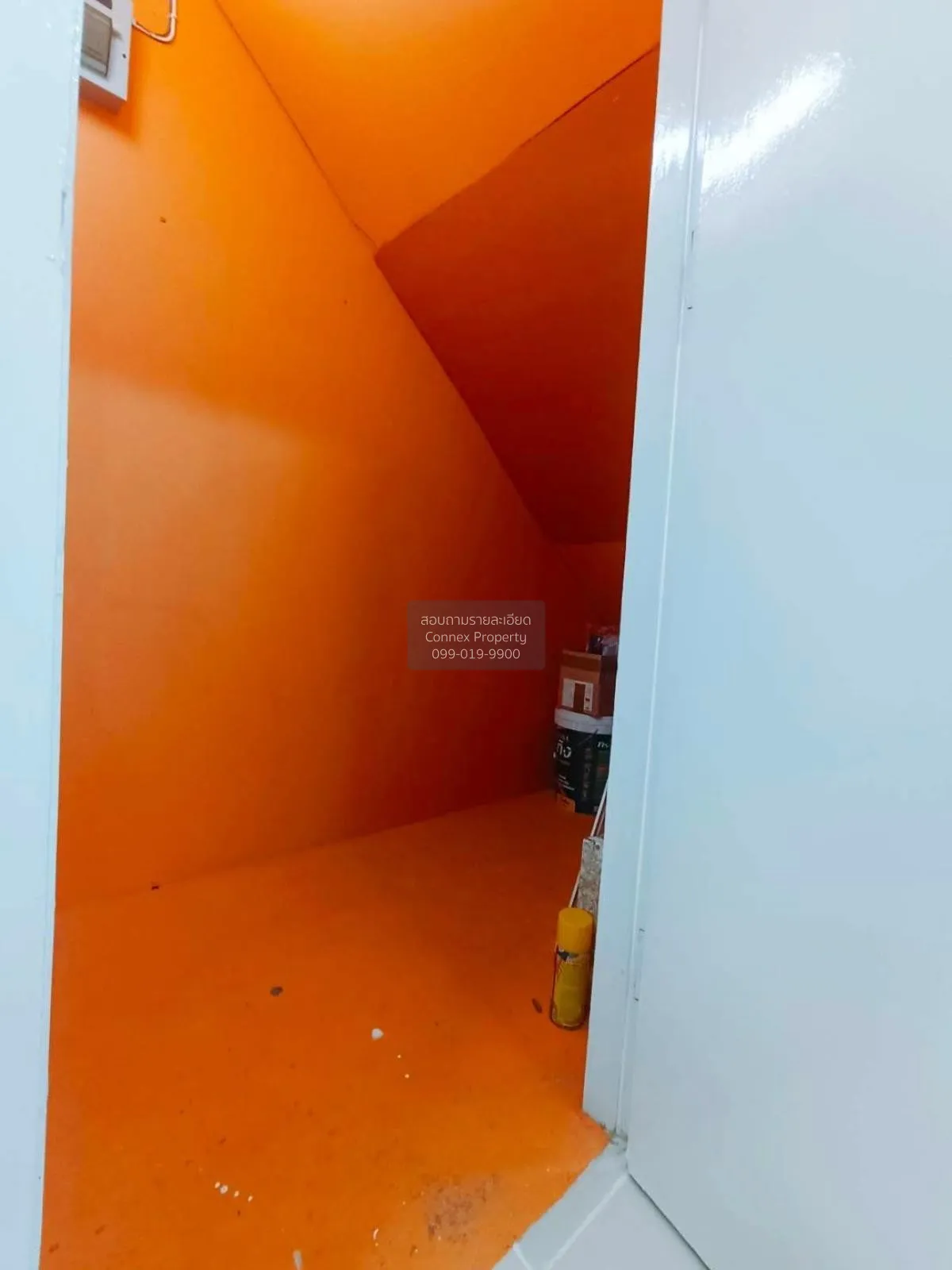 For Sale Townhouse/Townhome  , Baan Piya Wararom 3  , newly renov