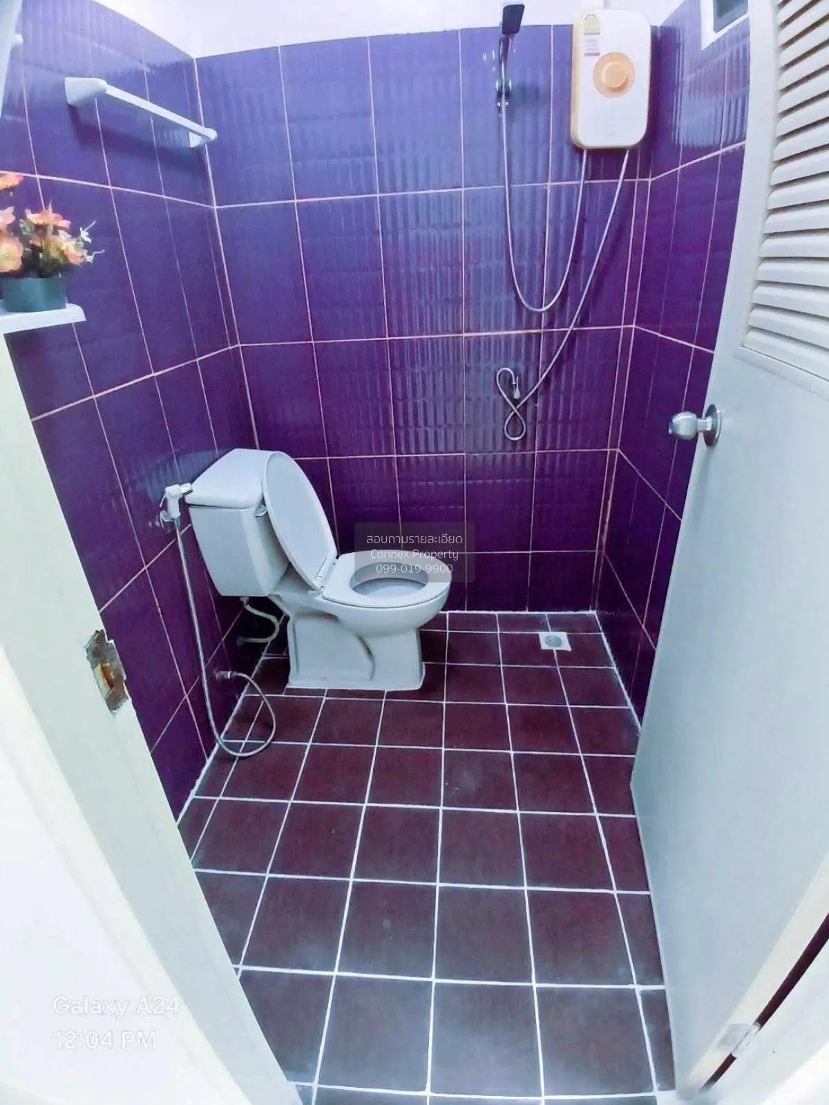 For Sale Townhouse/Townhome  , Baan Piya Wararom 3  , newly renov