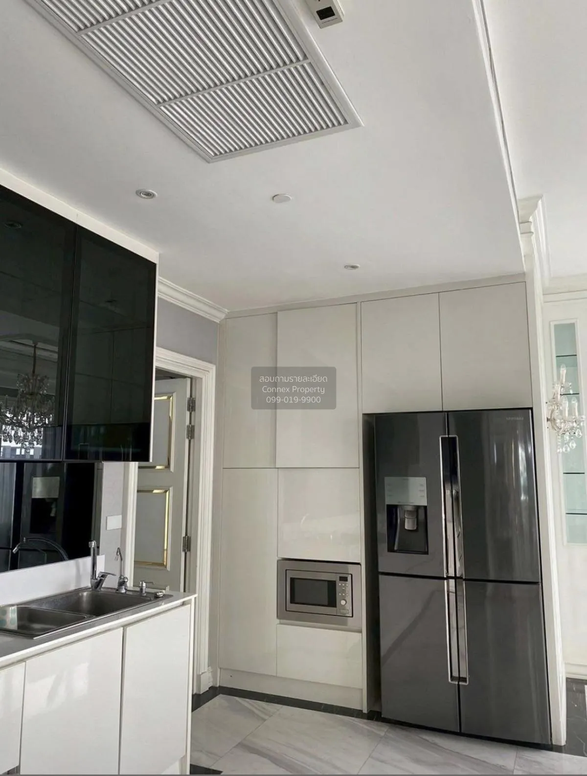 For Rent Condo , Q Asoke , nice view , high floor , corner unit , 1
