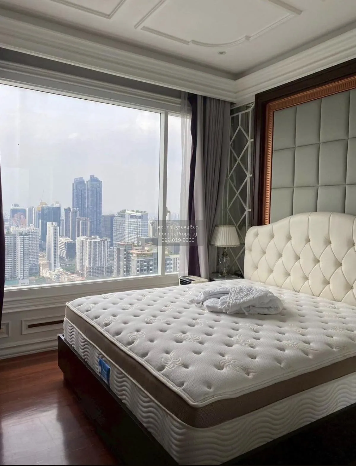 For Rent Condo , Q Asoke , nice view , high floor , corner unit ,