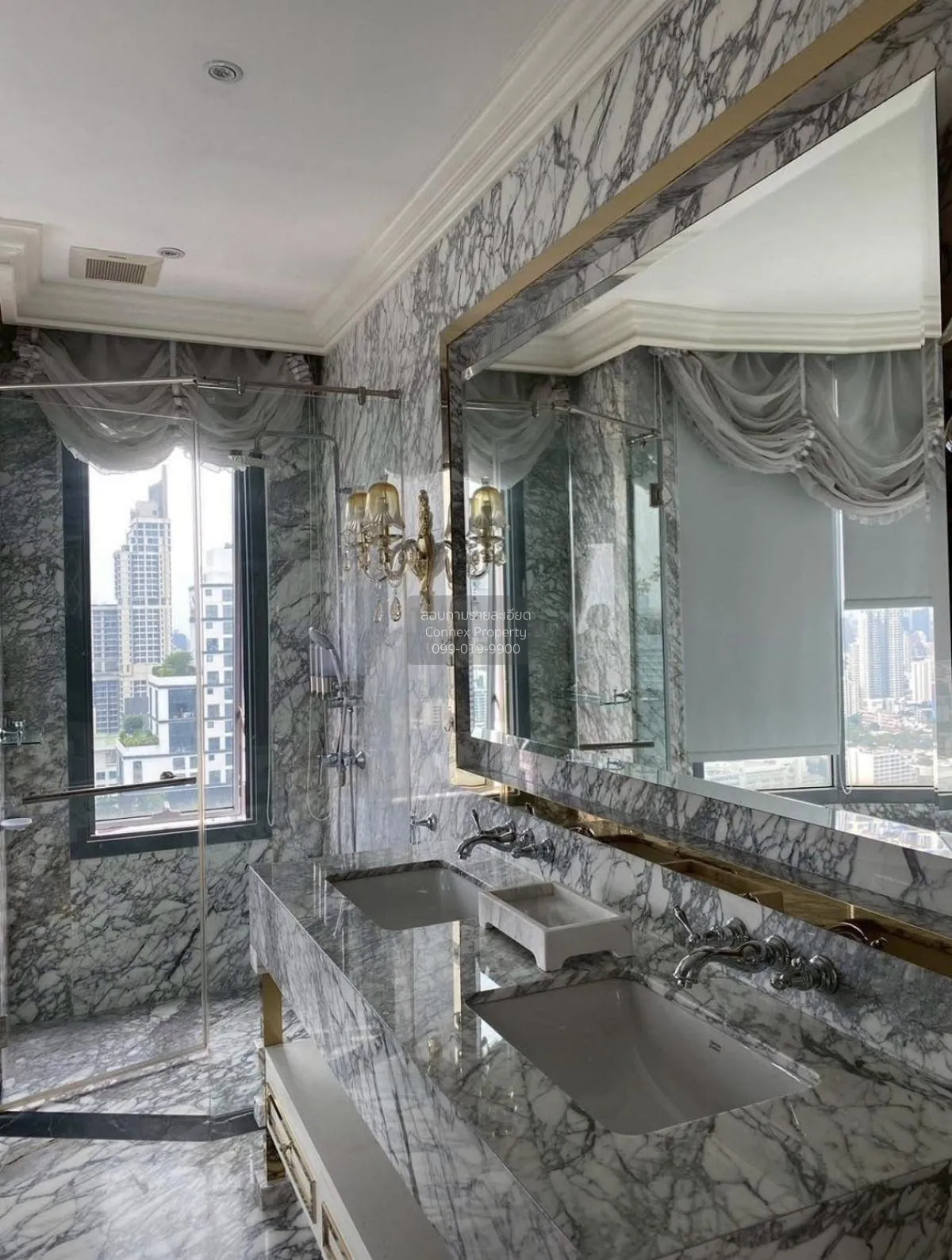 For Rent Condo , Q Asoke , nice view , high floor , corner unit ,