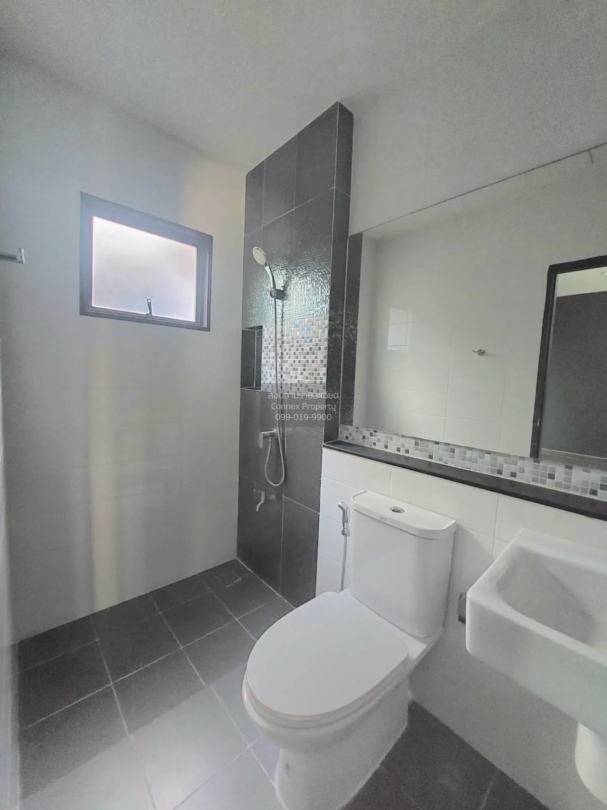 ขายทาวน์เฮ้าส์/ทาวน์โฮม  พลีโน่ สุขสวัสดิ์ 70  ห้องมุม หน้ากว้าง 