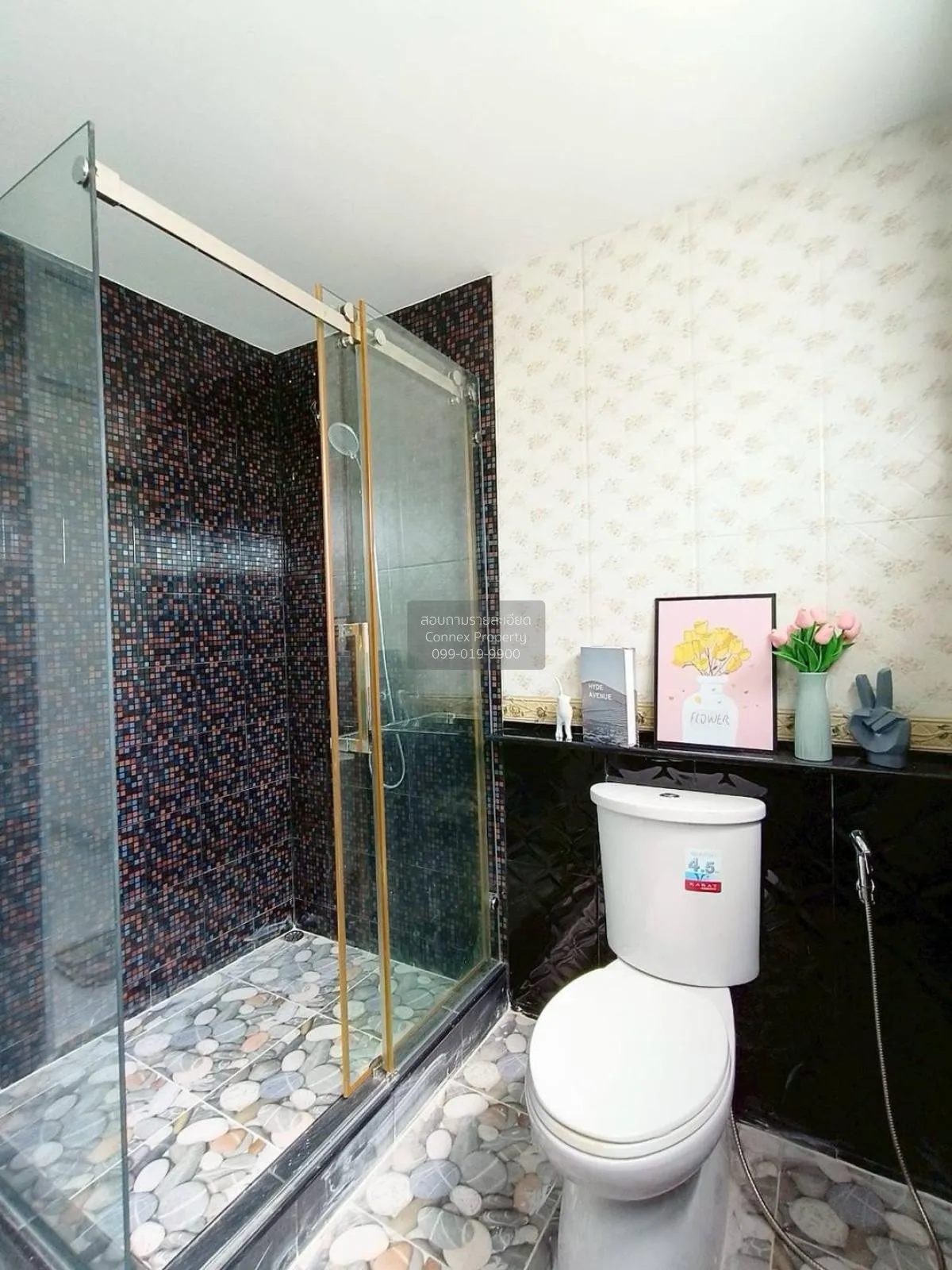 For Sale Townhouse/Townhome  , K.C. Ramindra 1 , corner unit , ne