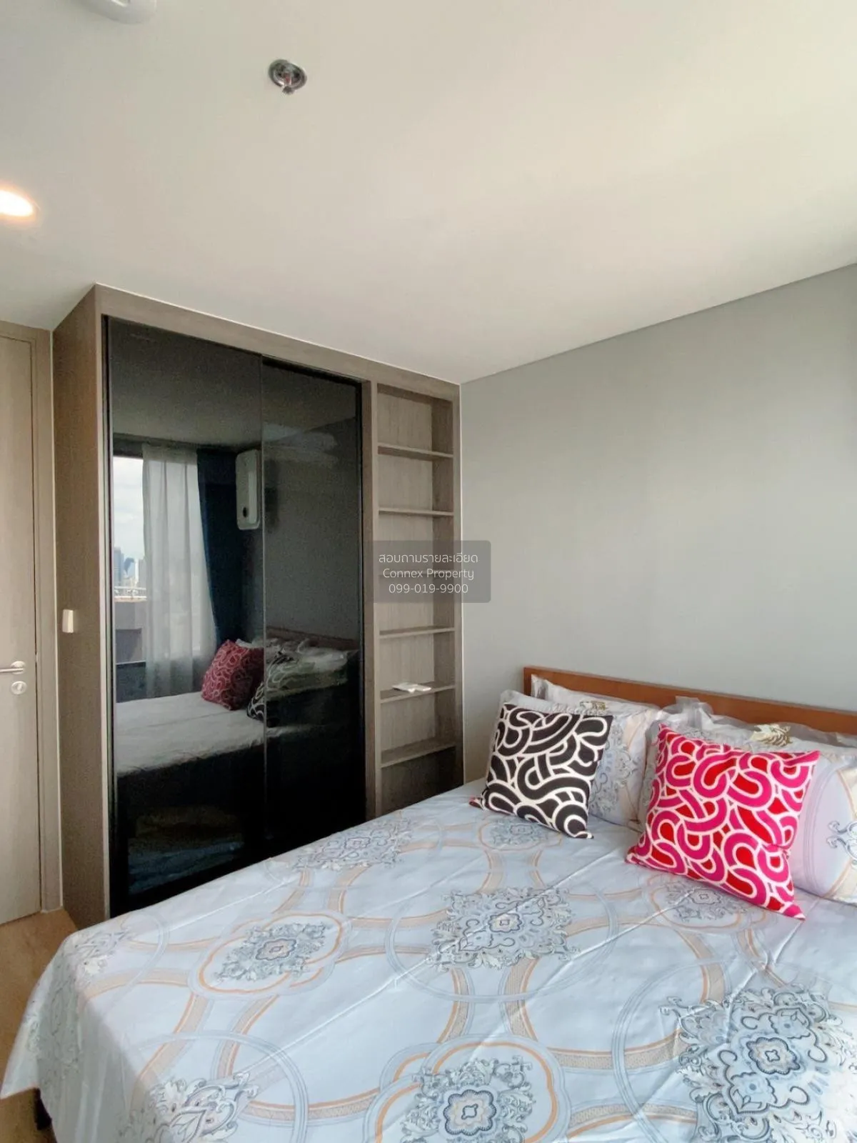 ขายคอนโด  ไซมิส พระราม 9 (แลนด์มาร์ค @MRTA Station) ห้วยขวาง เขต 