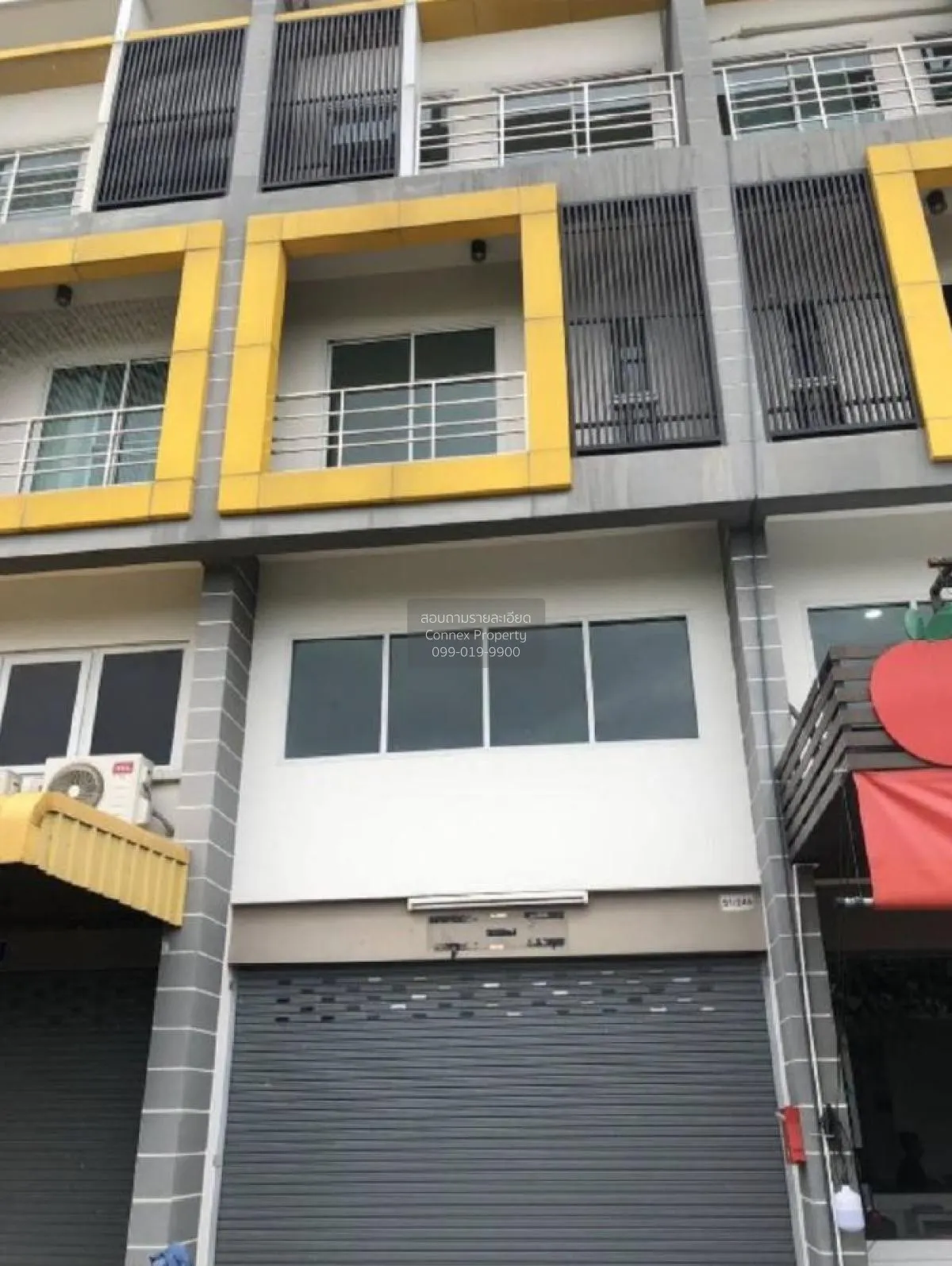 For Sale Townhouse/Townhome  , Thannrada Samphran 12 , Rai Khing  1