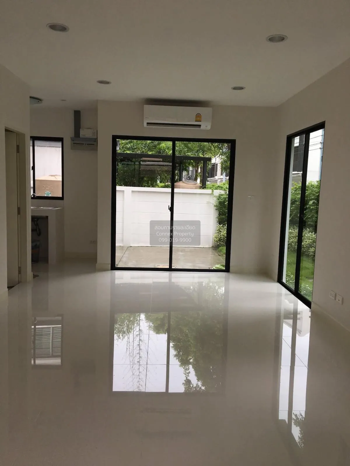 For Sale Townhouse/Townhome  , BAAN KLANG MUANG NAWAMIN 42 , wide