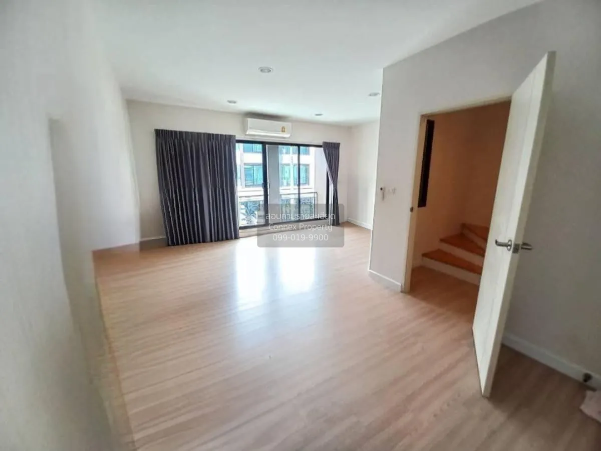 For Sale Townhouse/Townhome  , BAAN KLANG MUANG NAWAMIN 42 , wide