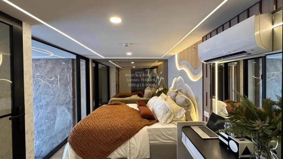 ขายคอนโด  โซโห​ แบงค็อก​ รัชดา ดูเพล็กซ์ MRT-ห้วยขวาง ห้วยขวาง เข