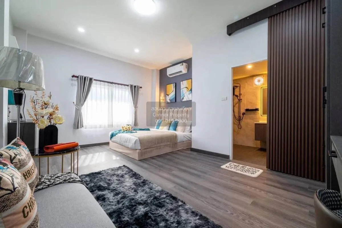 For Sale House , Pattaya Hill 2 , nice view , wide frontage , Mue