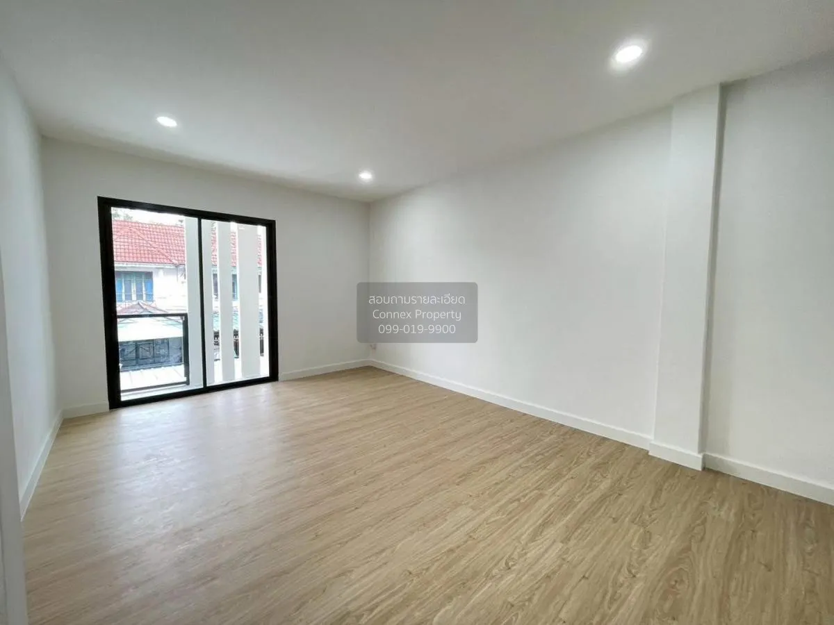 For Sale Townhouse/Townhome  , Baan Buathong 4 Baan Kluay-Sai Noi