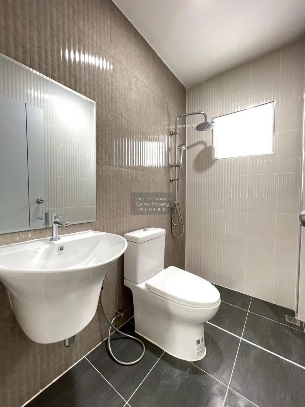 For Sale Townhouse/Townhome  , Baan Buathong 4 Baan Kluay-Sai Noi