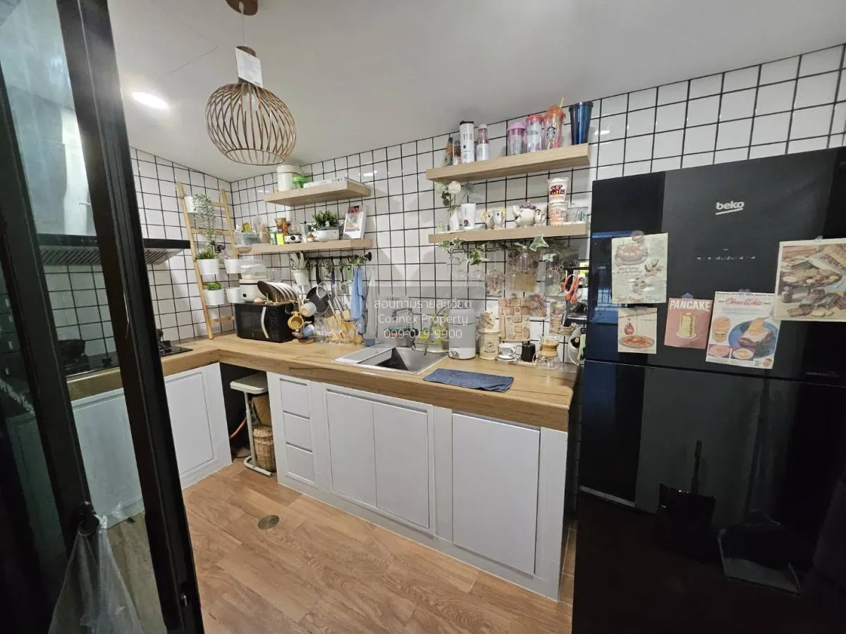 ขายทาวน์เฮ้าส์/ทาวน์โฮม  วี คอมพาวด์ ราชพฤกษ์-ปิ่นเกล้า ห้องมุม ม