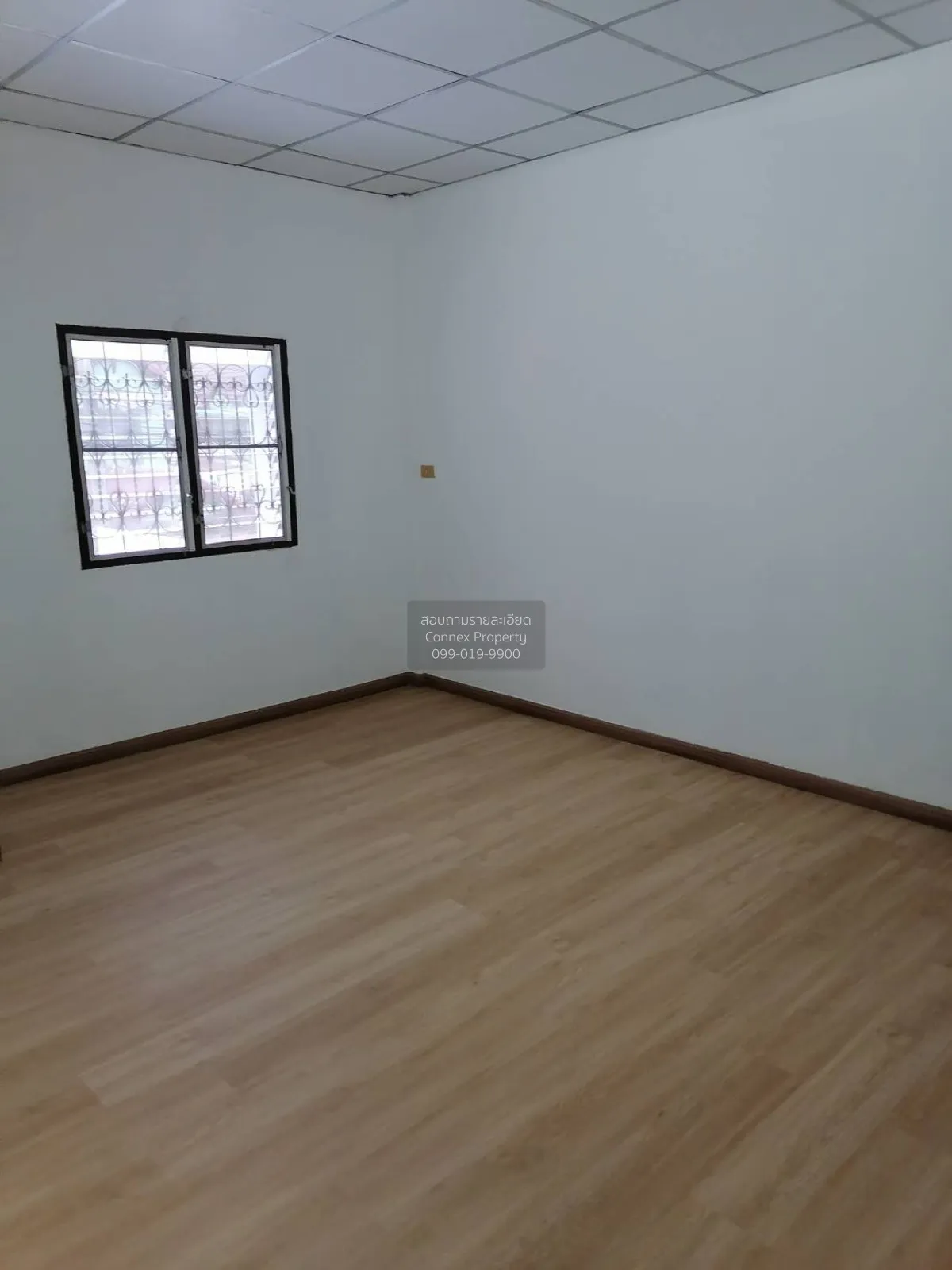 For Sale Townhouse/Townhome  , Baan Tabthong , Bang Bo , Bang Sao