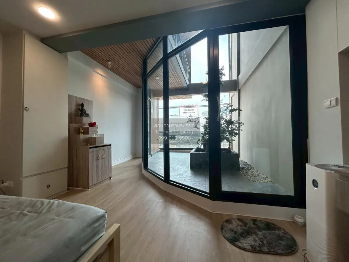 ขายตึกแถวติดMRT สถานีศรีอุดม (อุดมสุข) ตึก5ชั้นครึ่ง 30 ตร.วา หนอ