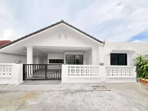 For Sale House in Khao Talo, Pattaya , nice view , corner unit , wide frontage , Mueang Phata , Bang Lamung , Chon Buri , CX-122945