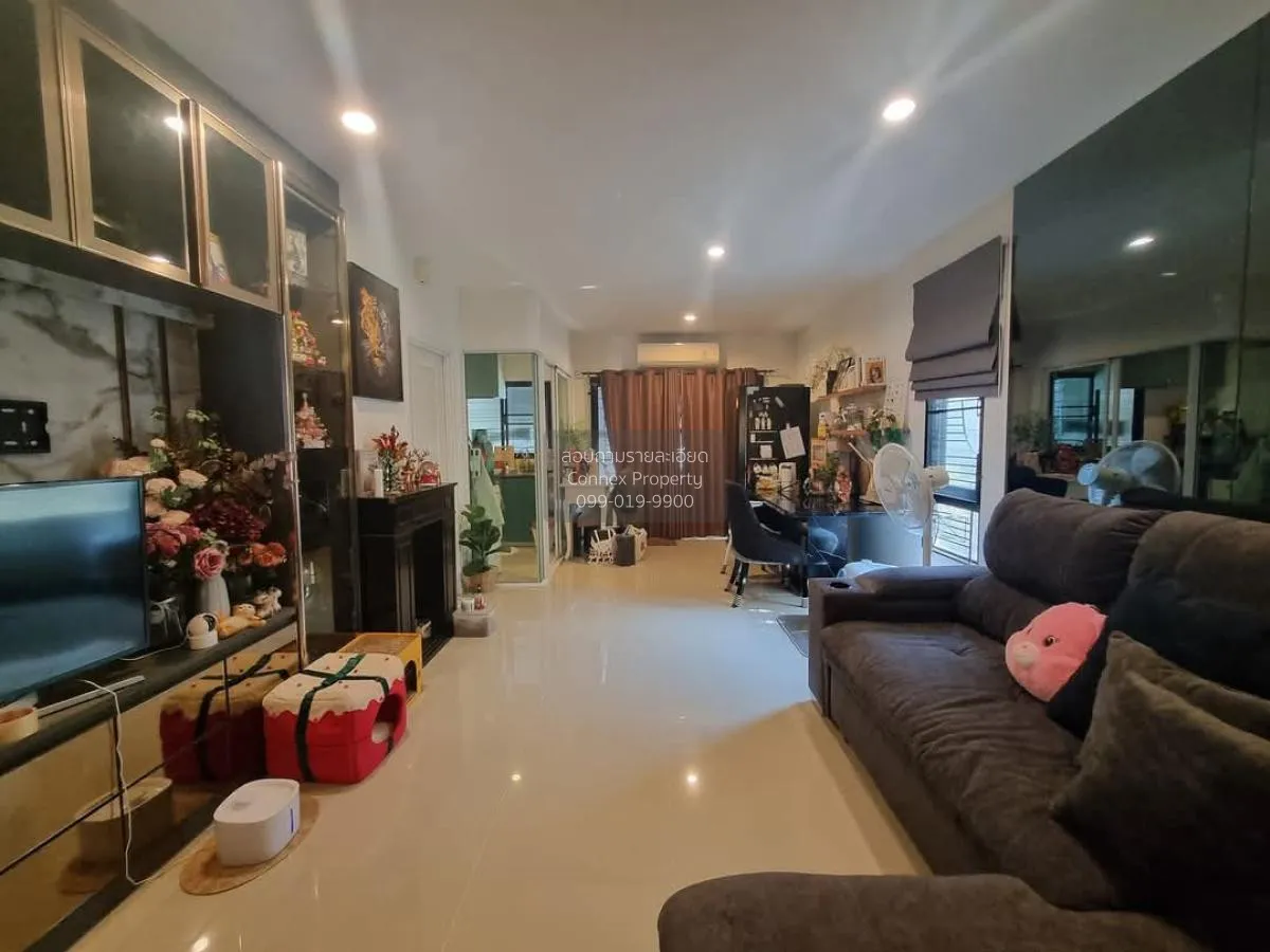 For Sale Townhouse/Townhome  , Patio Srinakarin - Rama 9 , Hua Ma 4