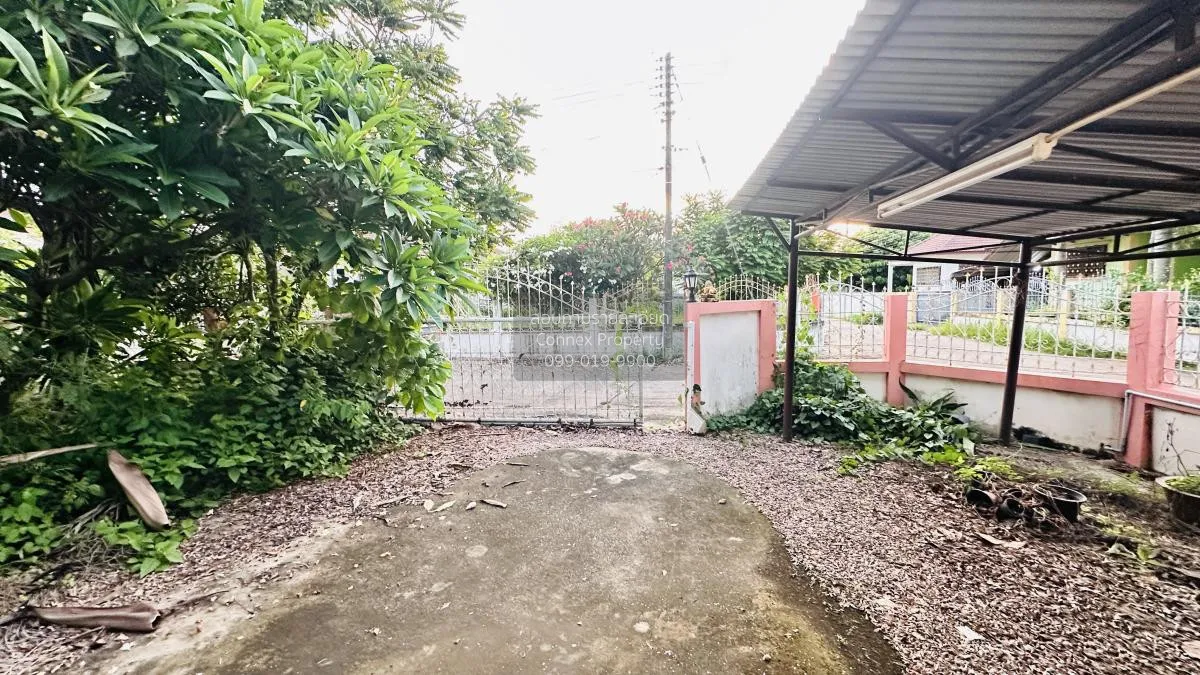 For Sale House , Duangruthai , corner unit , Saen Suk , Warin Cha 3