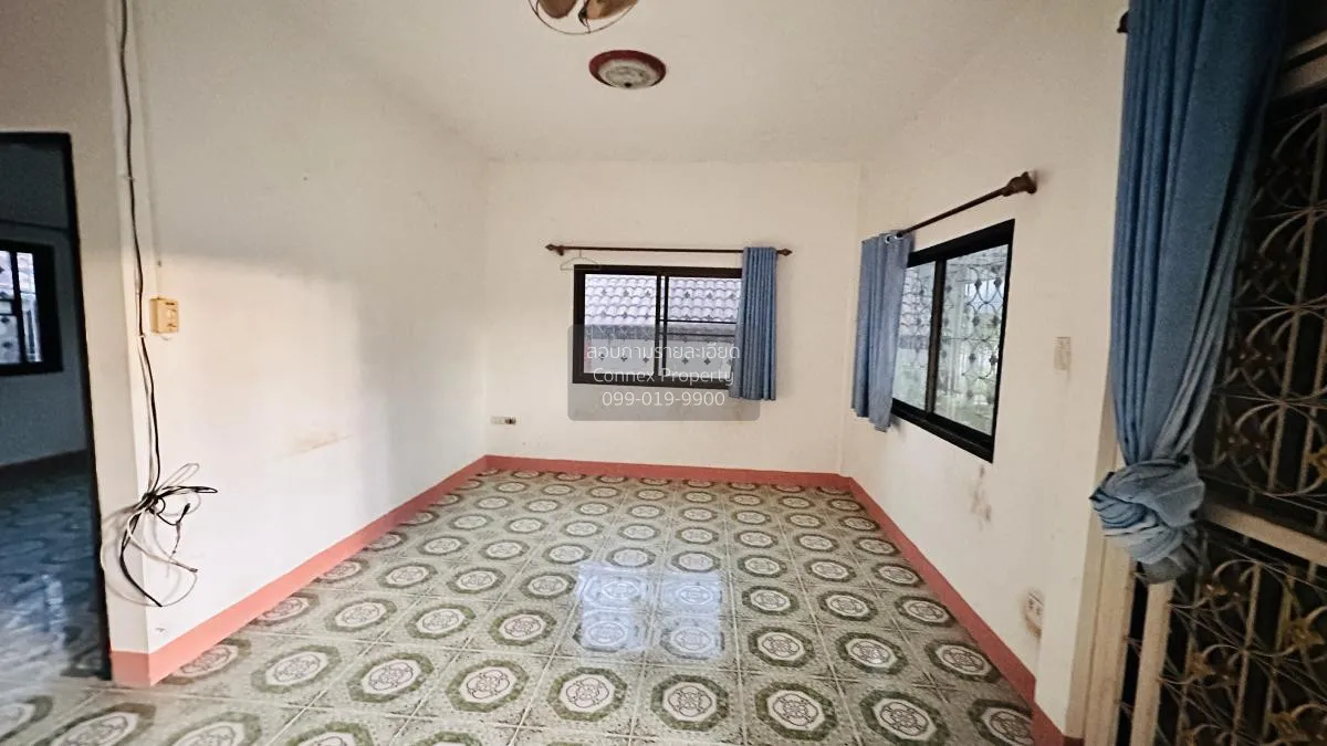 For Sale House , Duangruthai , corner unit , Saen Suk , Warin Cha