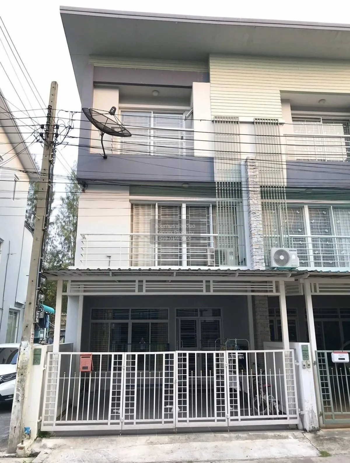 ขายทาวน์เฮ้าส์/ทาวน์โฮม   ฟลอร่าวิลล์ ศรีนครินทร์-เทพารักษ์ บางเม 1