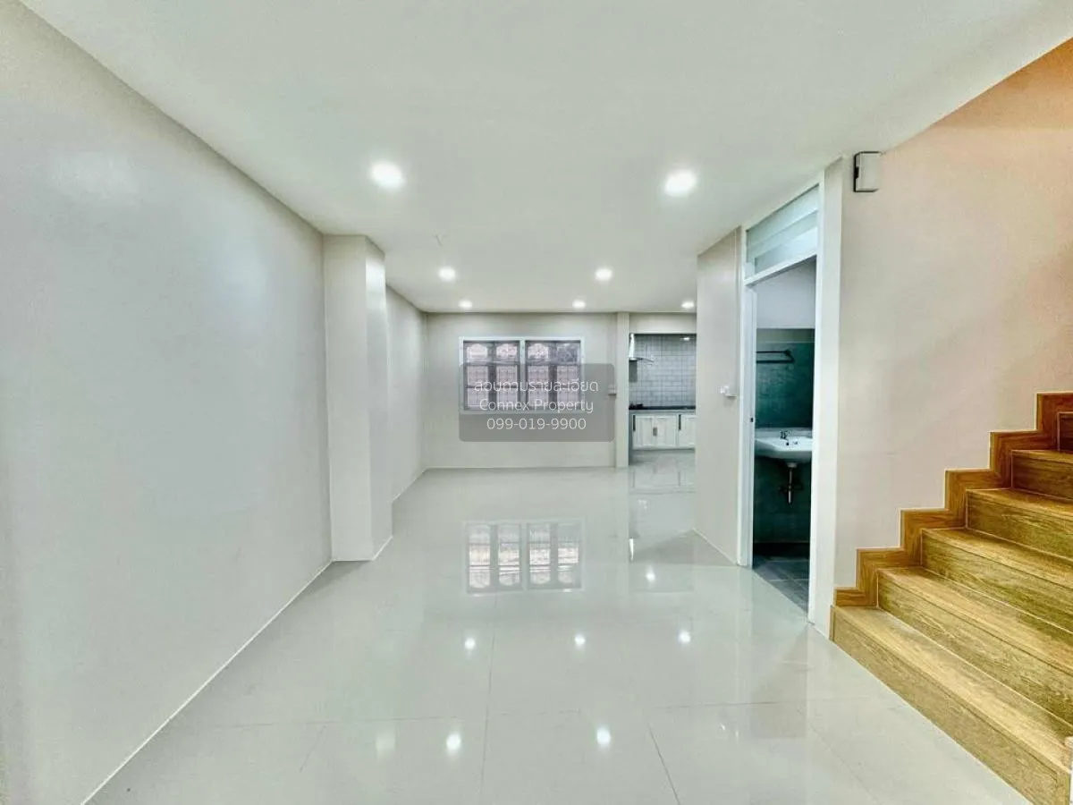 For Sale Townhouse/Townhome  , Thip Nakorn Nonthaburi , MRT-Yak T