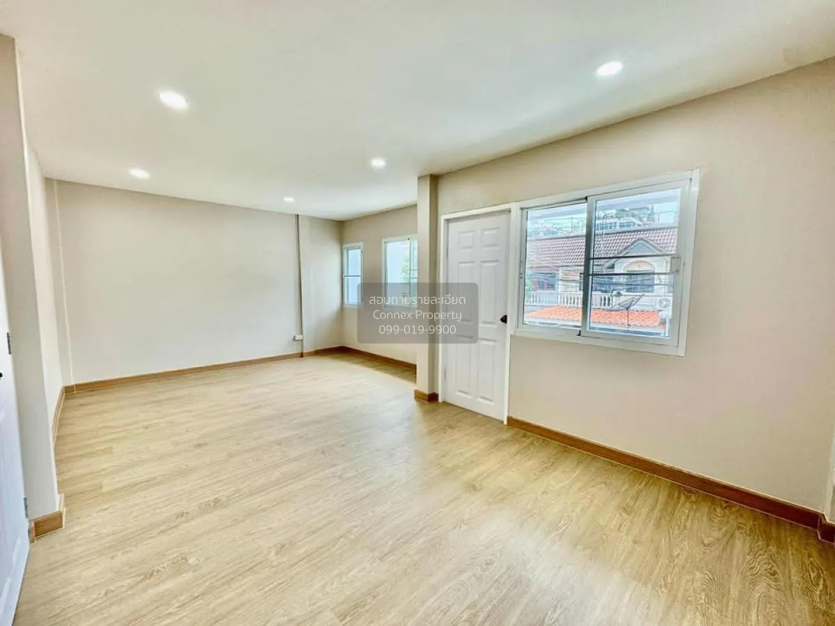 For Sale Townhouse/Townhome  , Thip Nakorn Nonthaburi , MRT-Yak T