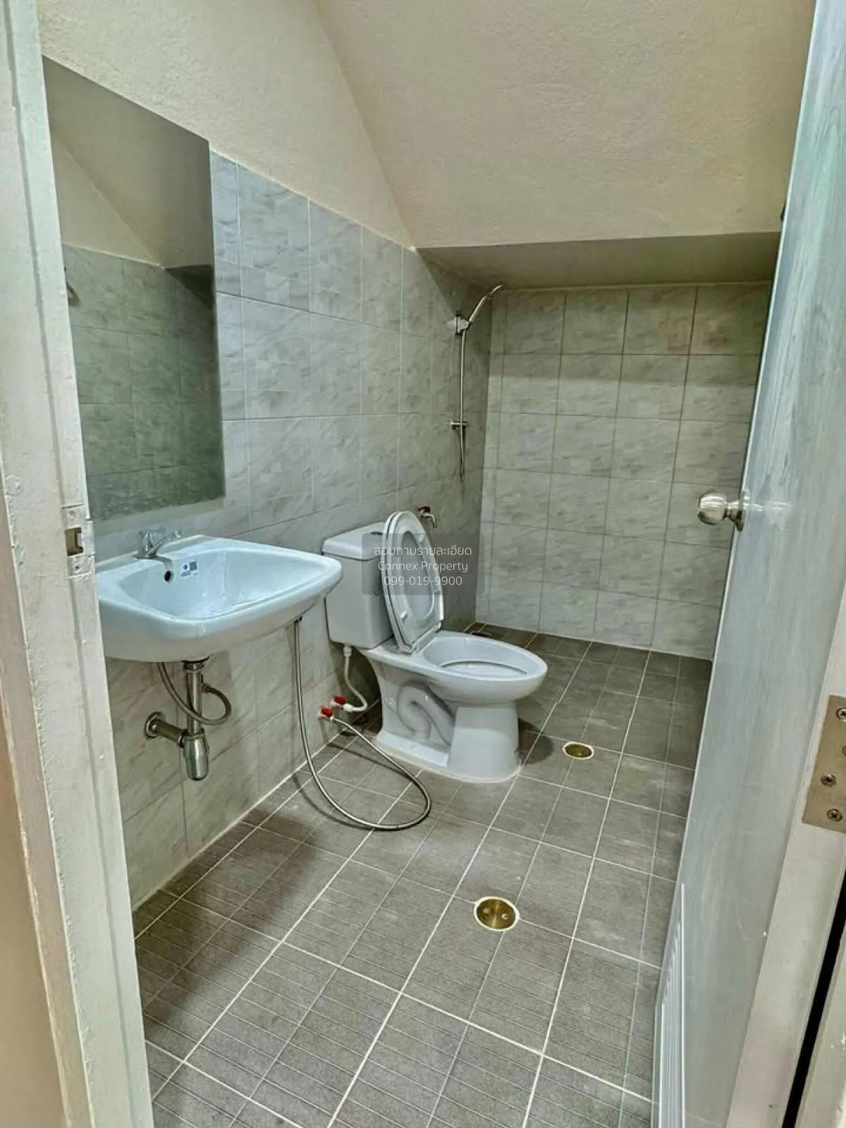 For Sale Townhouse/Townhome  , Thip Nakorn Nonthaburi , MRT-Yak T