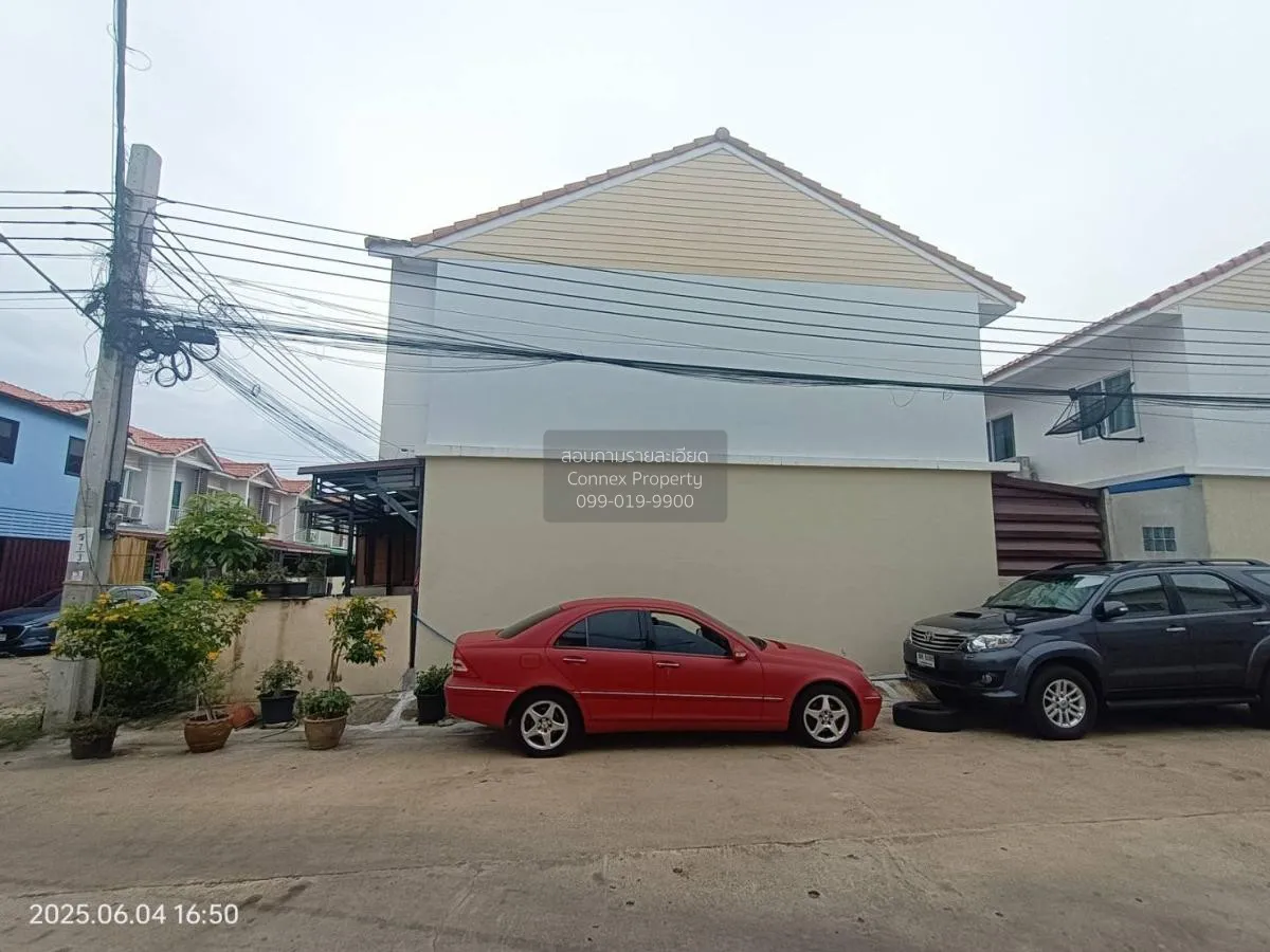 ขายทาวน์เฮ้าส์/ทาวน์โฮม  ภูมิใจนิเวศน์ 3 ห้องมุม ในคลองบางปลากด พ