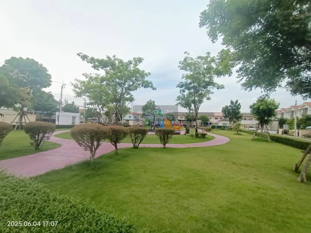 ขายทาวน์เฮ้าส์/ทาวน์โฮม  ภูมิใจนิเวศน์ 3 ห้องมุม ในคลองบางปลากด พ