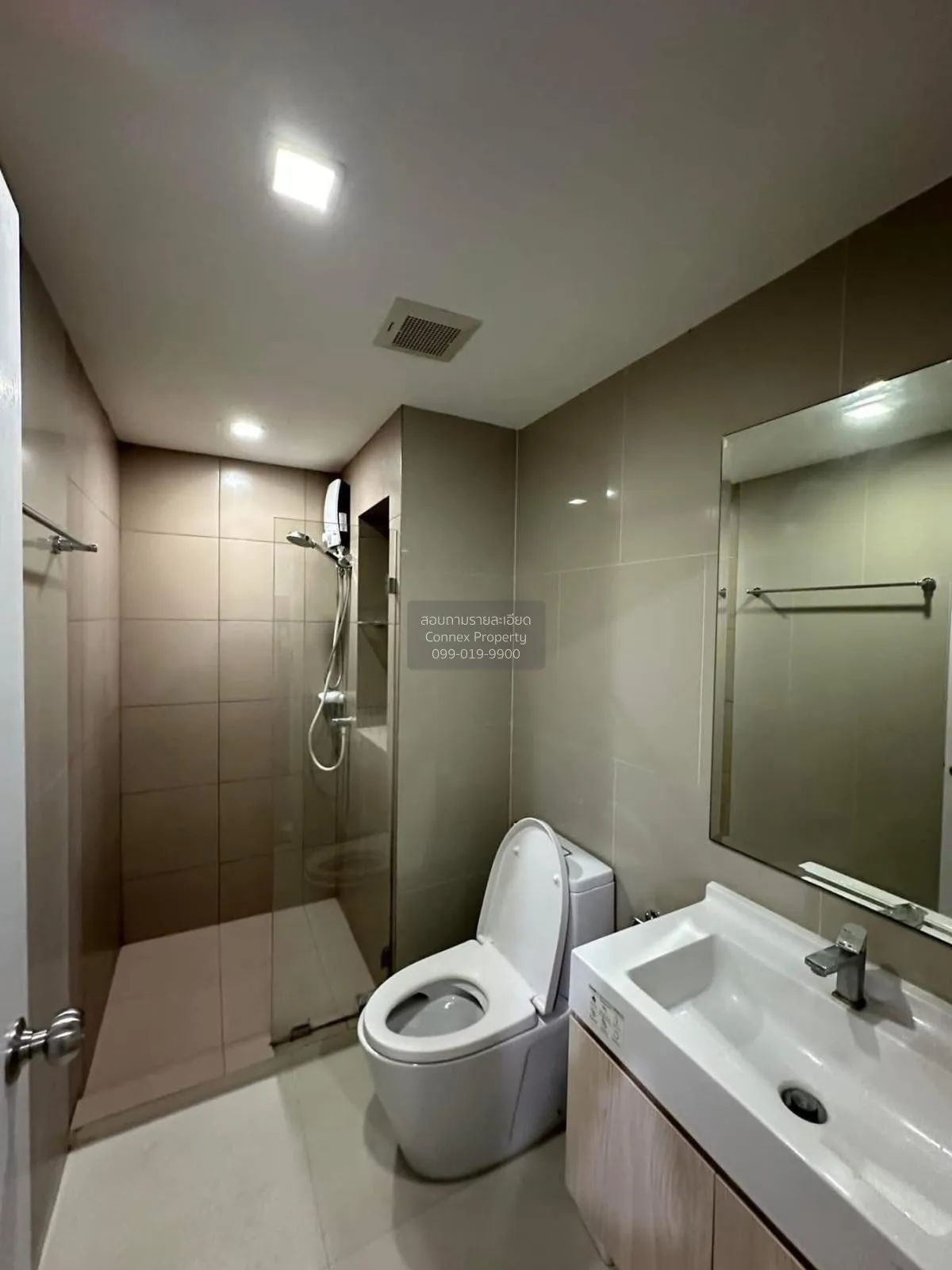 For Rent Condo , Rich Park Triple Station , ARL-Hua Mak , Suan Lu 3