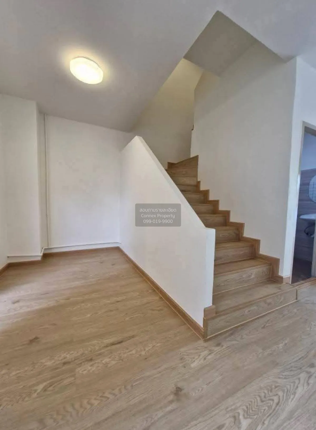 ขายทาวน์เฮ้าส์/ทาวน์โฮม  บ้านวิโรจน์วิลล์ ละหาร หน้ากว้าง รีโนเวท